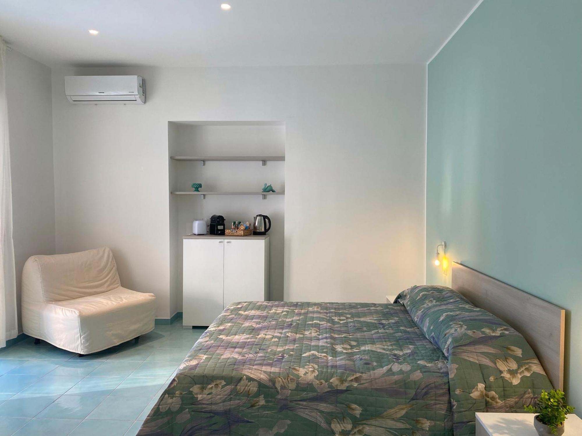 Bed and Breakfast Casa Emy Торре-Аннунциата Экстерьер фото